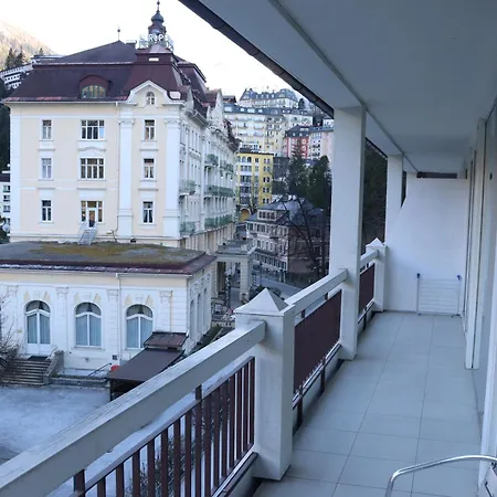 Haus Lothringen, 8 Apartmán